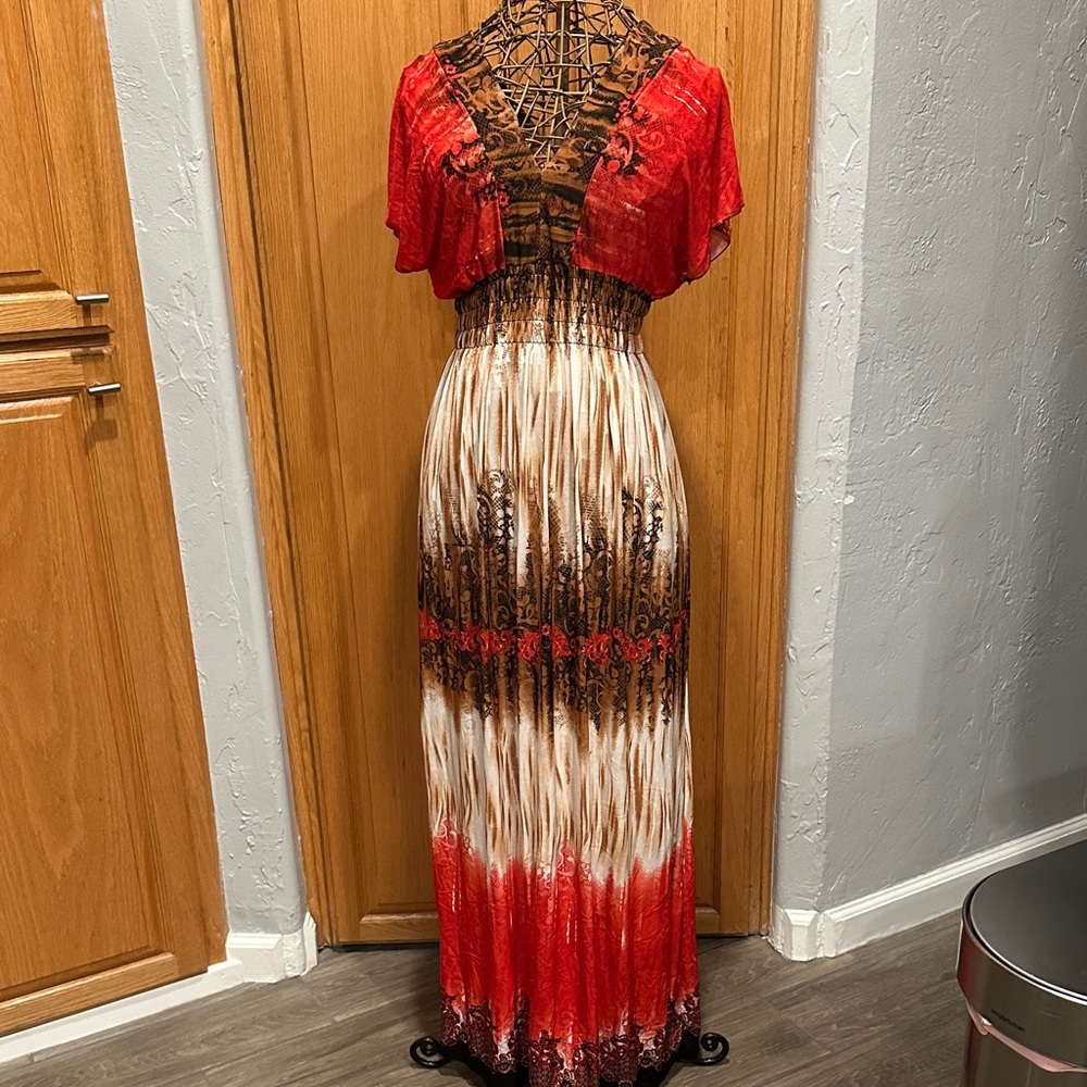 Elegant Red and Brown Maxi Dress